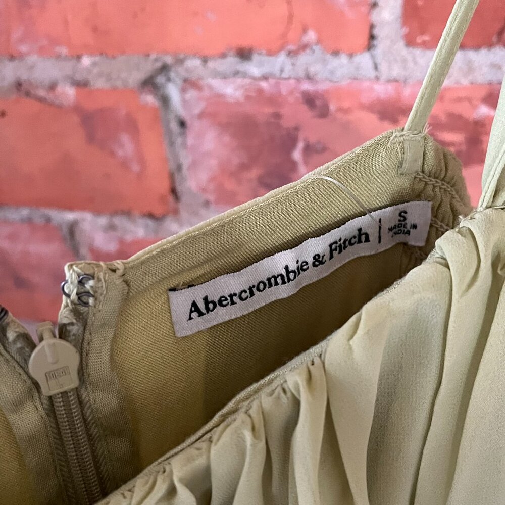 NWT Abercrombie & Fitch Ruched Chiffon Green Midi Dress - Picture 3 of 5